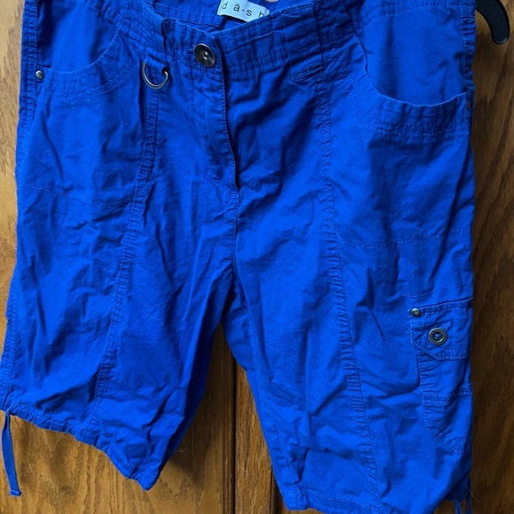 Ladies Sz 8 Blue Shorts - Picture 2 of 7